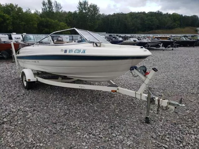 2000 Bayliner Boat