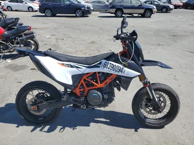 2019 KTM 690 SMC R