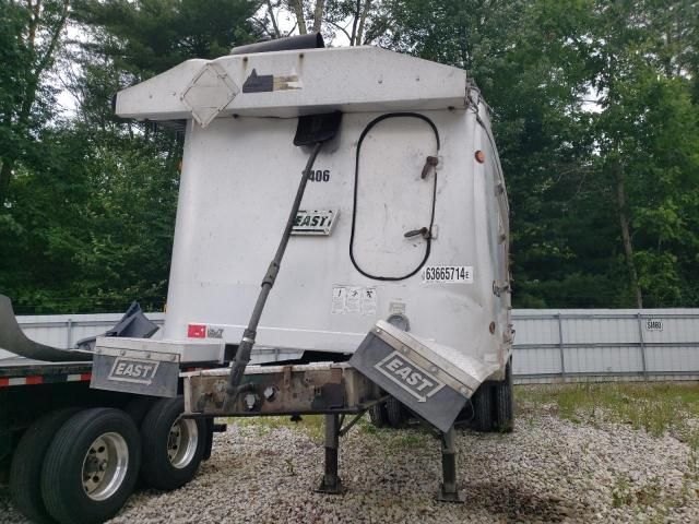 2004 East Manufacturing Dump Trailer