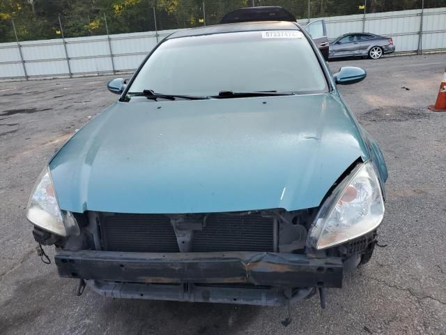 2002 Nissan Altima Base