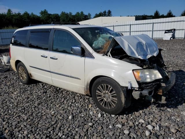 2012 Chrysler Town & Country Limited