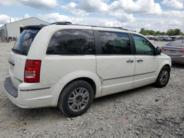 2010 Chrysler Town & Country Limited