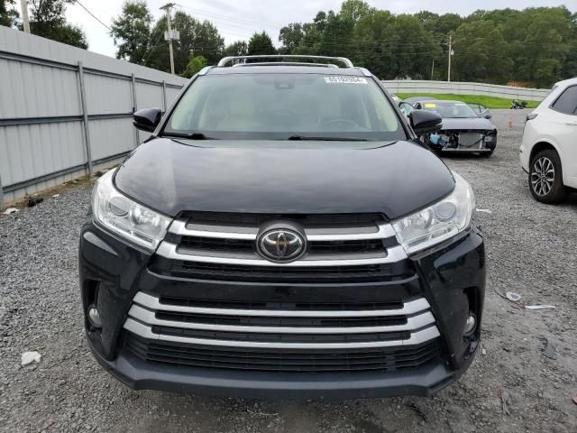 2018 Toyota Highlander SE