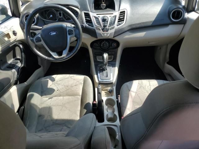 2013 Ford Fiesta SE