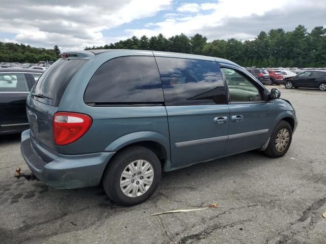 2007 Chrysler Town & Country LX