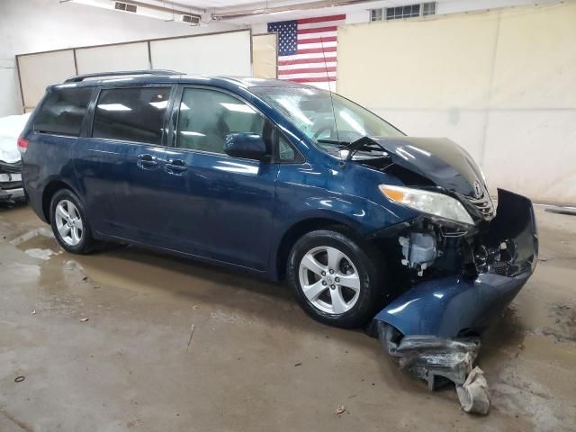 2011 Toyota Sienna LE