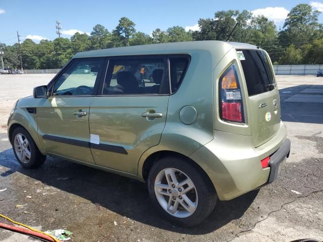 2011 KIA Soul +