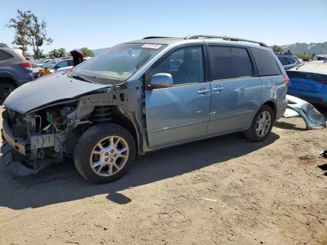 2006 Toyota Sienna XLE