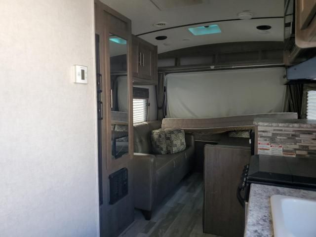 2018 Surveyor Camper