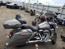 Salvage motorcycles for sale at Chicago Heights, IL auction: 2017 Harley-Davidson Flhr Road King