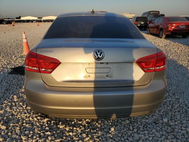 2014 Volkswagen Passat SE