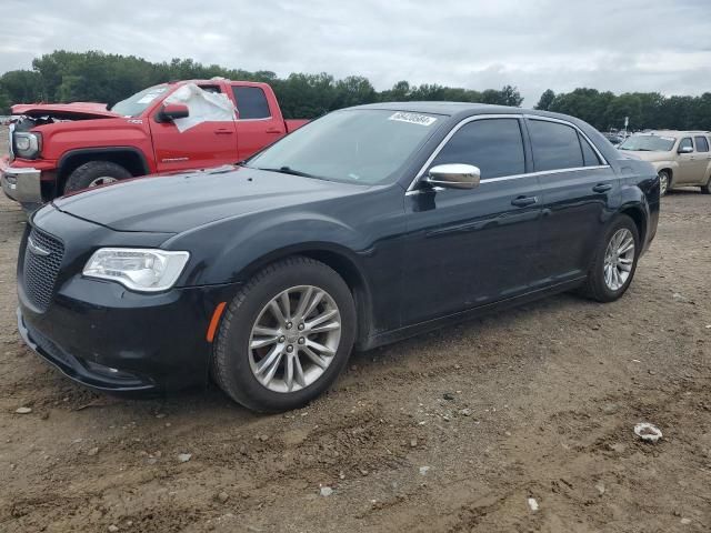 2017 Chrysler 300C