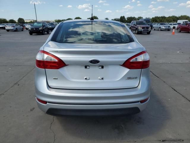 2016 Ford Fiesta SE