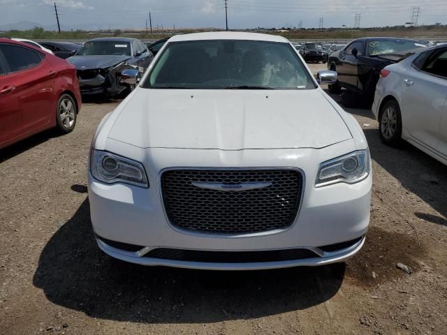 2019 Chrysler 300 Touring