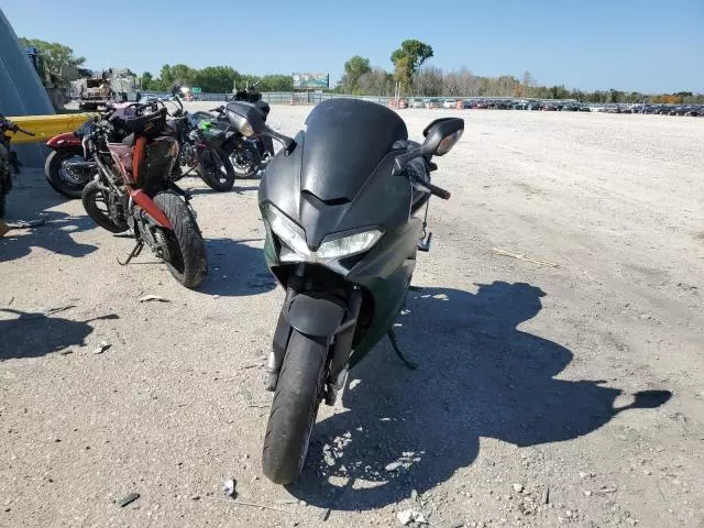 2014 Honda VFR800 F