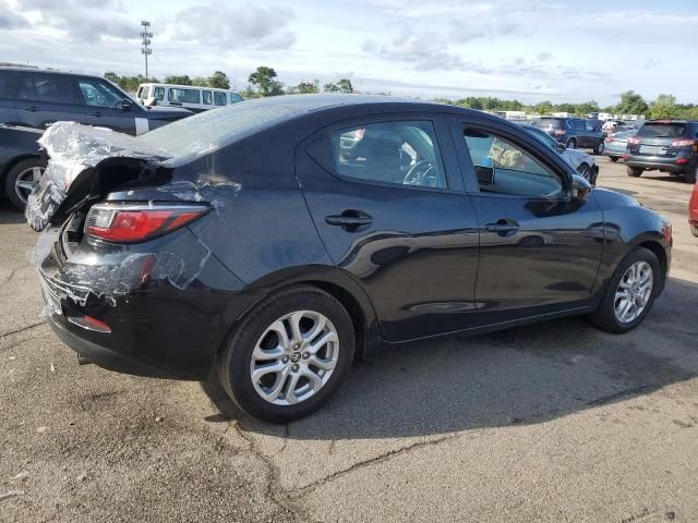 2017 Toyota Yaris IA