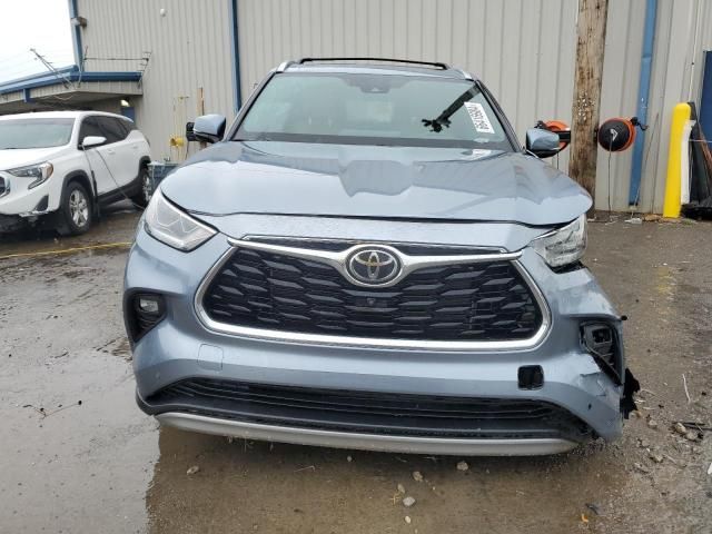 2021 Toyota Highlander Platinum