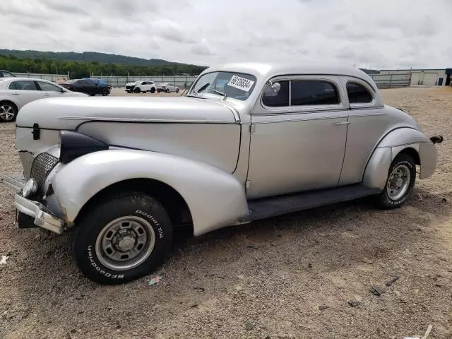 1939 Pontiac Deluxe