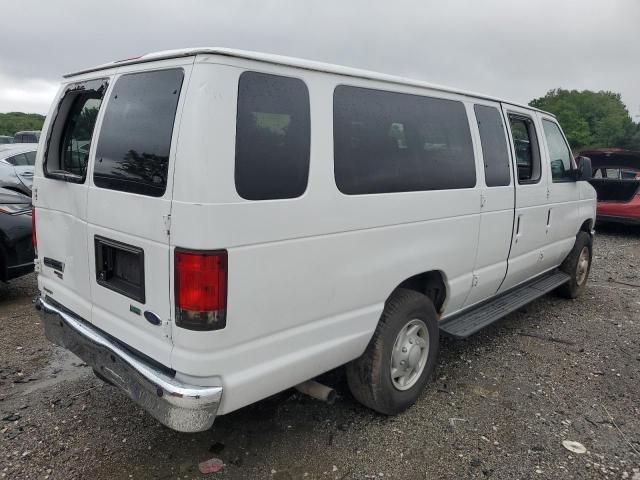 2013 Ford Econoline E350 Super Duty Wagon