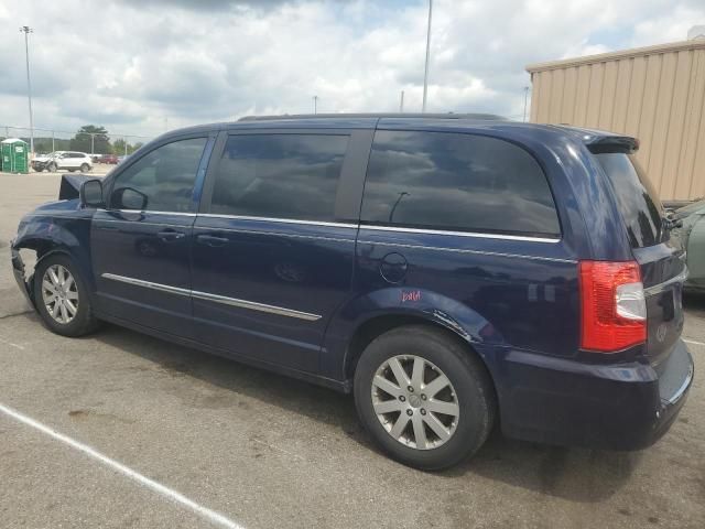 2016 Chrysler Town & Country Touring