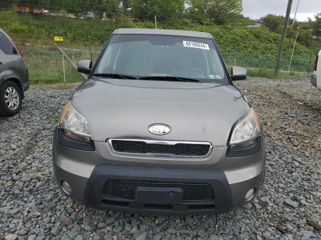 2010 KIA Soul +