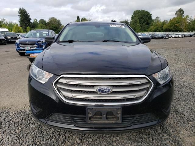 2018 Ford Taurus SE