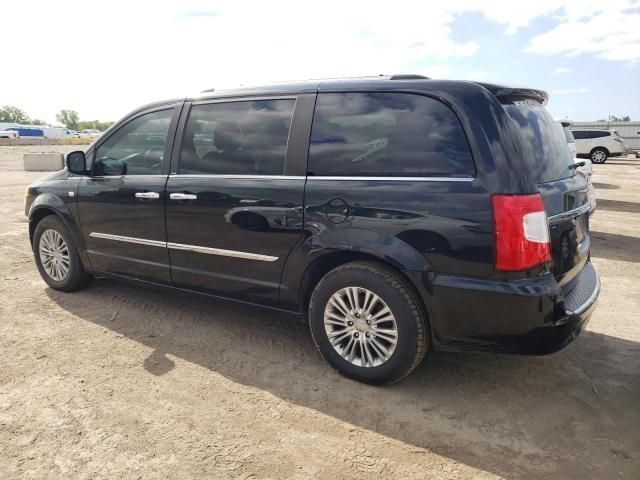 2014 Chrysler Town & Country Touring L