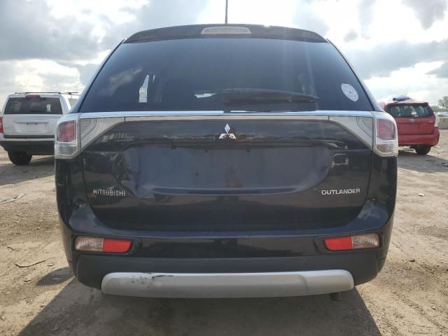 2015 Mitsubishi Outlander SE