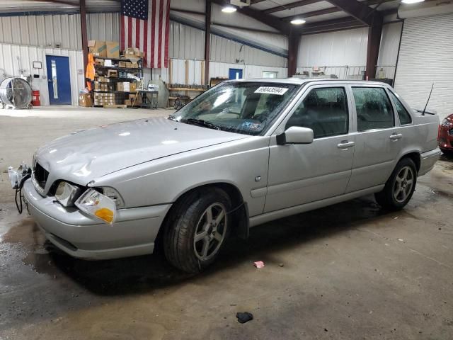 1999 Volvo S70