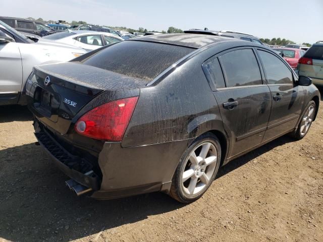 2004 Nissan Maxima SE