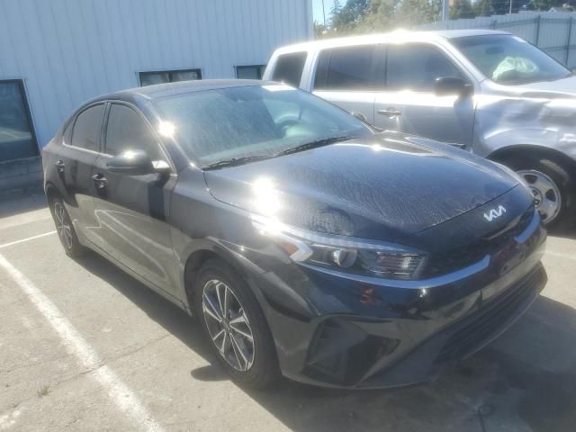 2022 KIA Forte FE