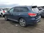 2016 Nissan Pathfinder S