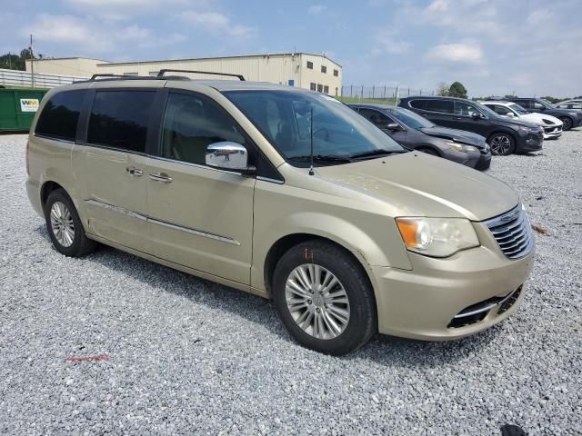 2011 Chrysler Town & Country Touring L