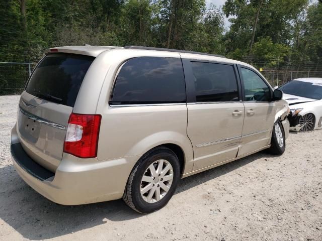 2013 Chrysler Town & Country Touring