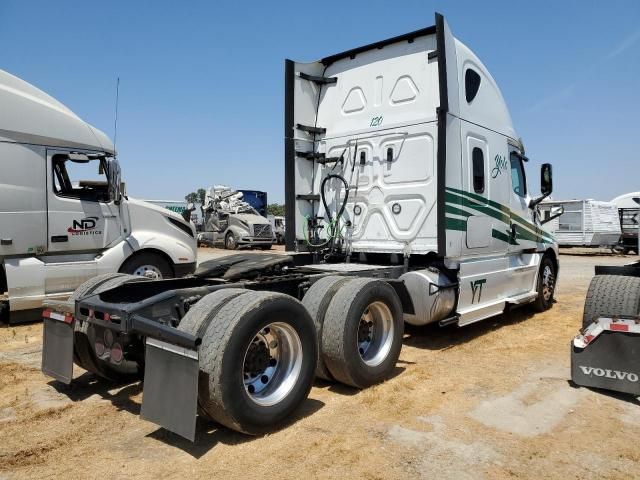 2021 Freightliner Cascadia 126