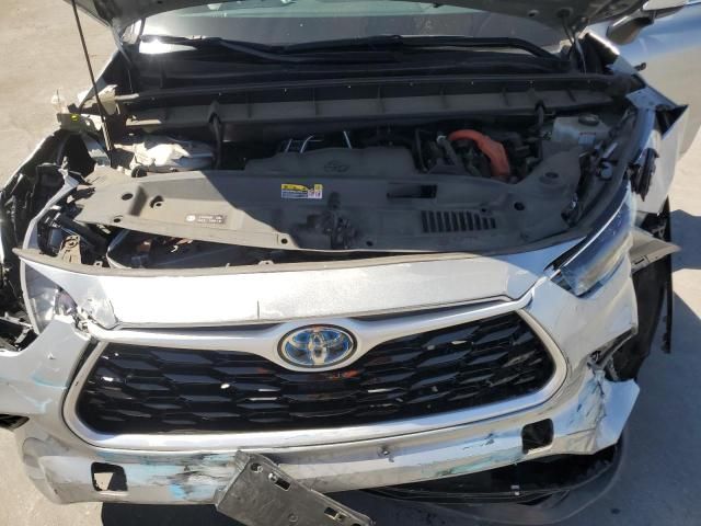 2021 Toyota Highlander Hybrid XLE