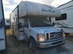 2017 Ford Econoline E450 Super Duty Cutaway Van