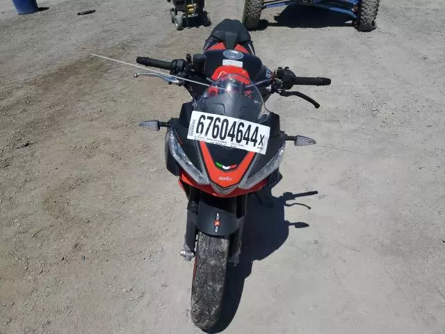 2022 Aprilia Tuono 660