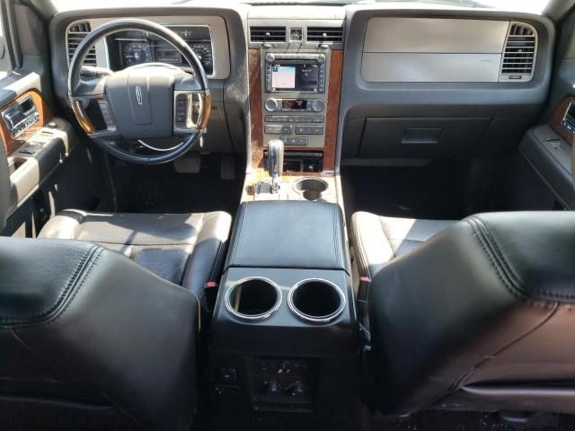 2013 Lincoln Navigator L