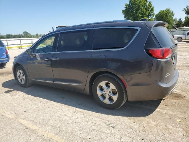 2017 Chrysler Pacifica Touring L Plus