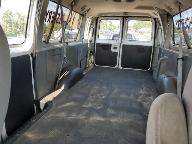 2005 Ford Econoline E350 Super Duty Wagon