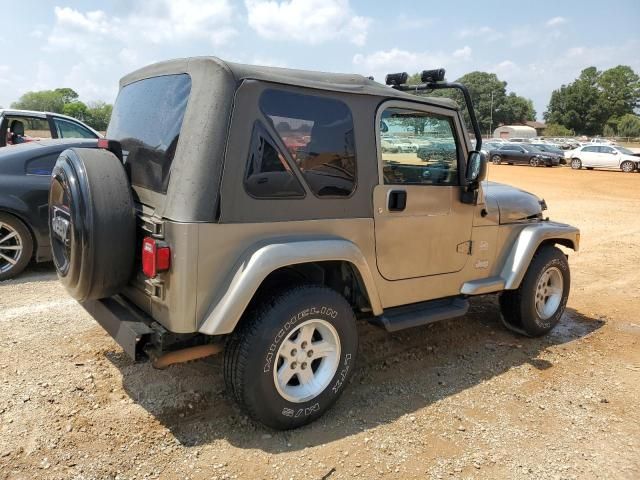 2004 Jeep Wrangler / TJ Sahara