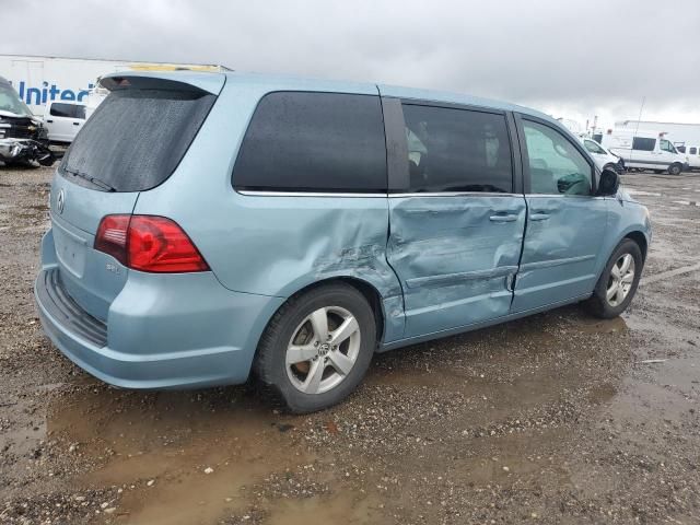 2010 Volkswagen Routan SEL