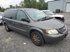 2004 Chrysler Town & Country Touring