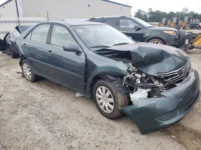 2005 Toyota Camry LE