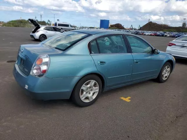 2003 Nissan Altima Base