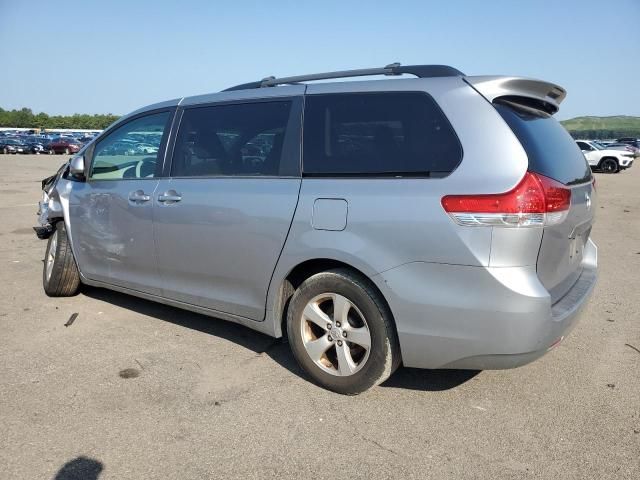 2013 Toyota Sienna LE