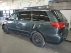 2004 Toyota Sienna XLE