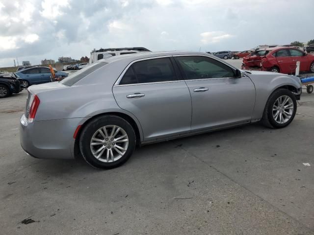 2016 Chrysler 300C