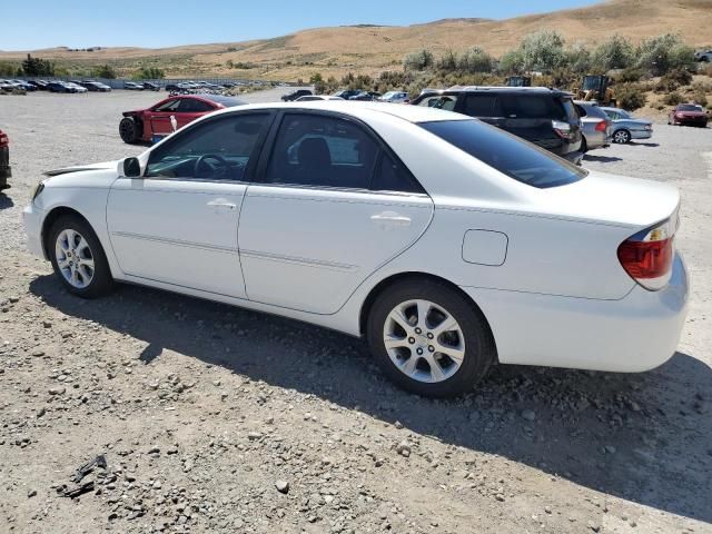 2005 Toyota Camry LE